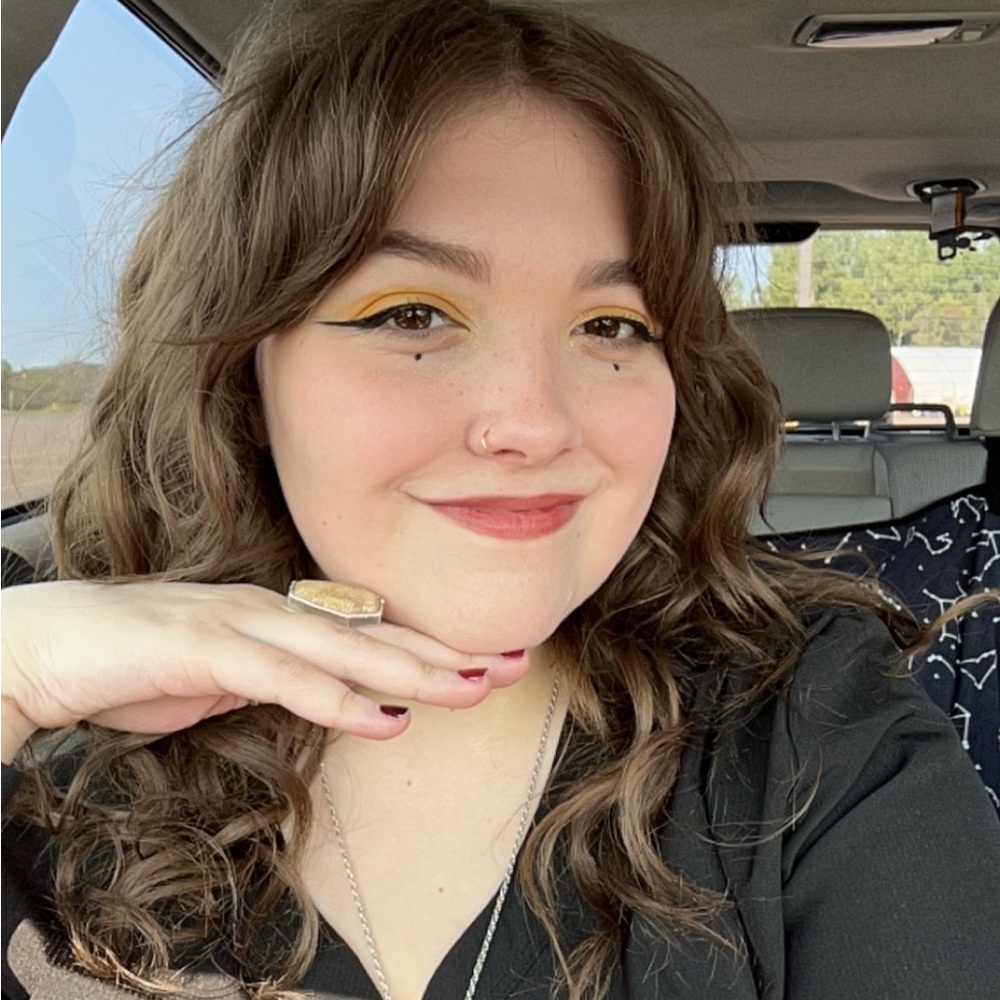 Meet your Posher, Marisa